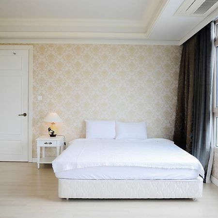 Cantavil Hoan Cau Aparthotel Ho Chi Minh-byen Eksteriør bilde